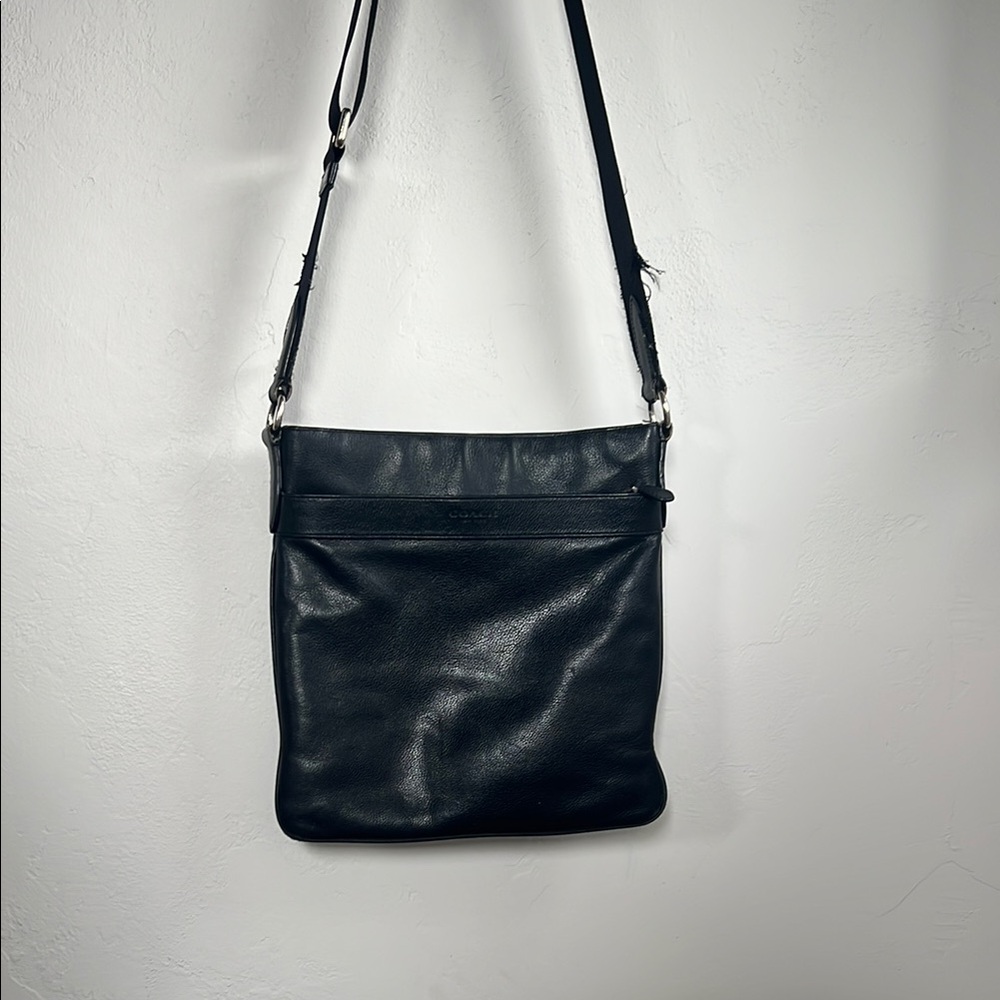 Coach F54780 Shoulder Bag Leather Black - Picture 3 of 16